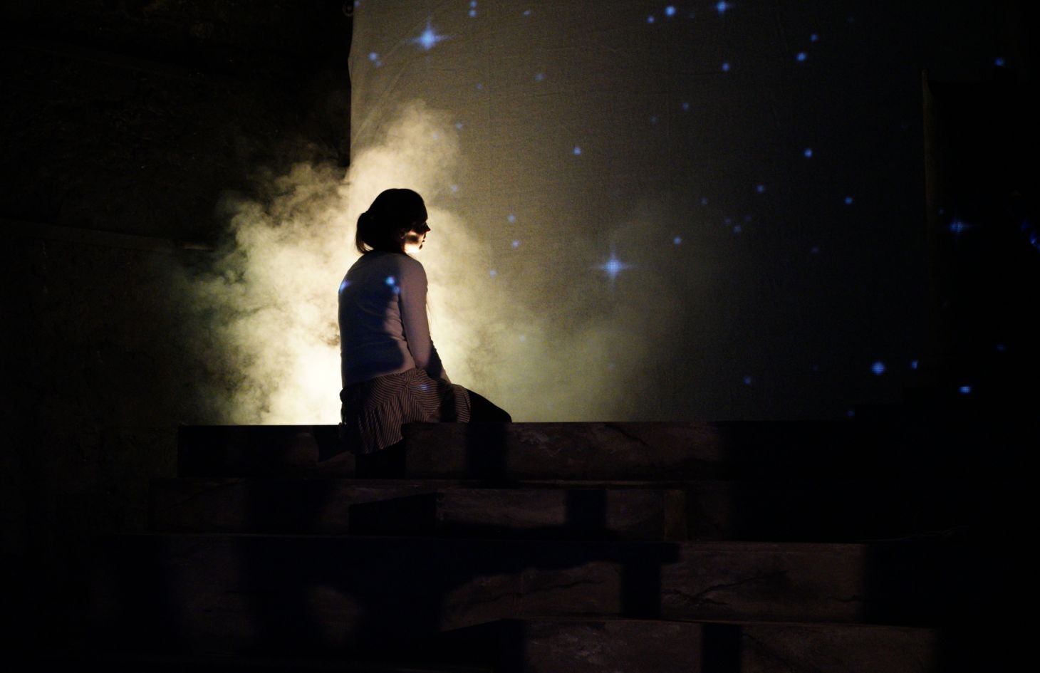 Nach Delphi Szenen Aus Der Zukunft Dueffel Wallgraben Theater Freiburg