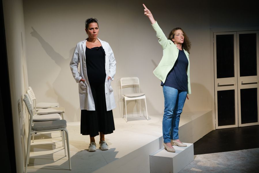 Wallgraben Theater Freiburg Die Laborantin 014